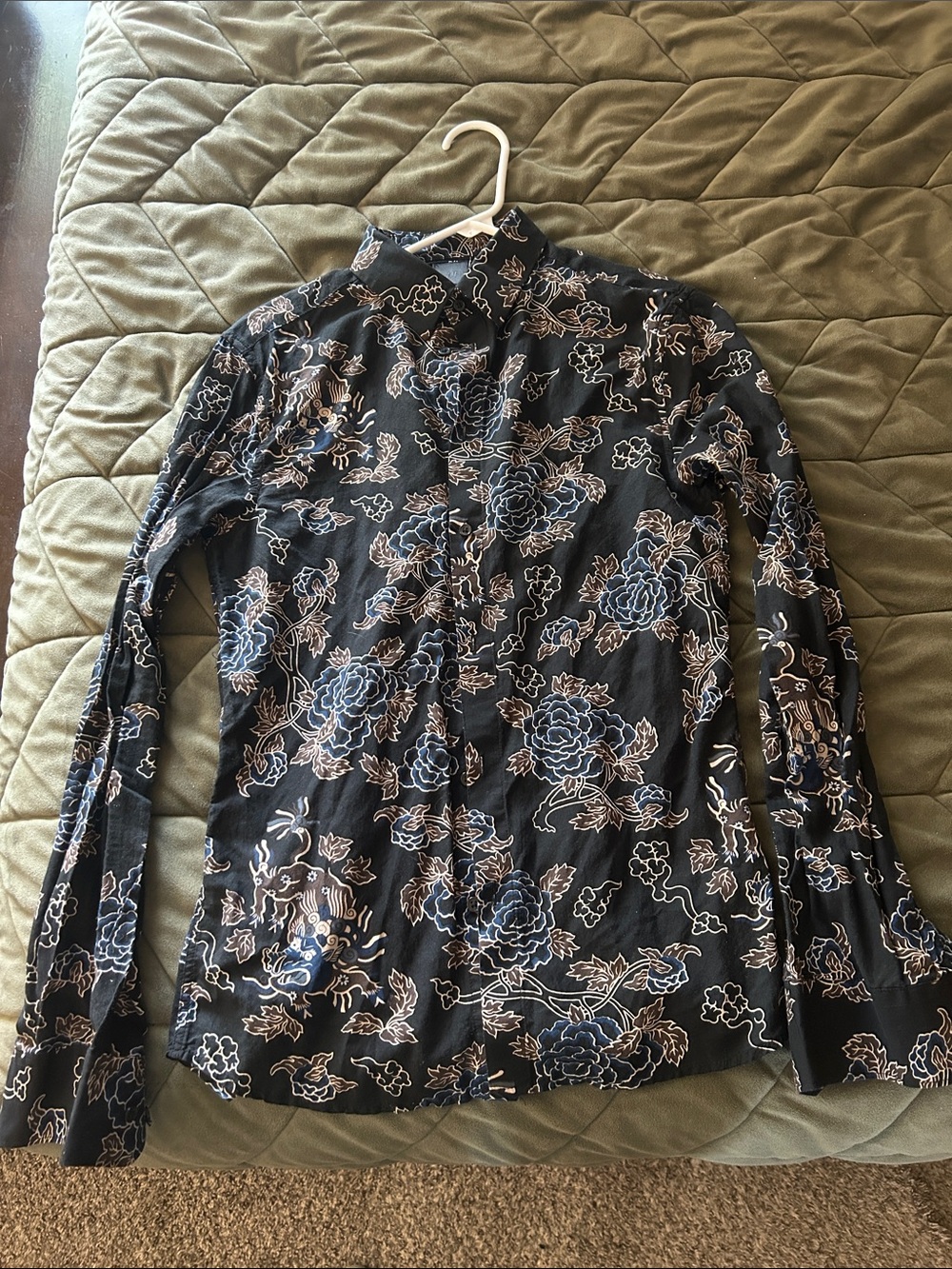H&M Black Floral Button-Down Shirt with Blue and brown Accents